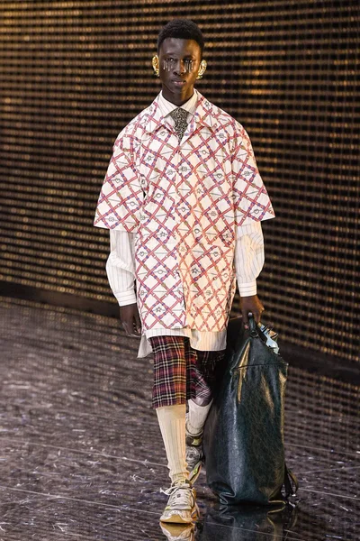 Look 85